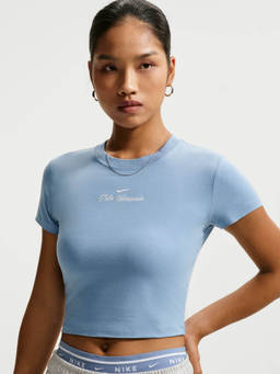 Nike - Women Blue Sportswear Chill Knit T-Shirt
