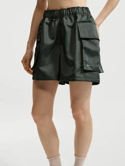 Nike - Women Green Sportswear Shorts