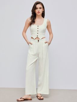 Cider - Linen Blend Scoop Neckline Solid Knotted Button Crop Tank Top