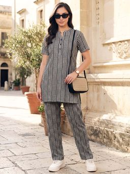 Kanvin - Womens Black Printed Top with Pyjama