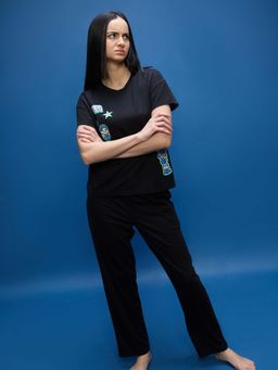 Sweet Dreams - Womens Playful and Comfy Graphic T-Shirt with Pyjama