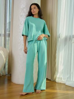 Sweet Dreams - Womens Chic Solid T-Shirt with Pyjama