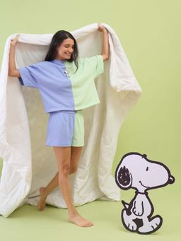 Sweet Dreams - Womens Cute Snoopy T-Shirt with Shorts