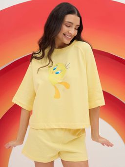 Sweet Dreams - Womens Adorable Tweety Bird T-Shirt with Shorts