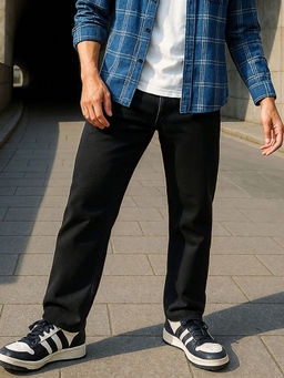 Bewakoof - Men's Jet Black Slim Straight Fit Stretchable Mid-Rise Jeans