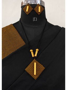 LADDKI - Gold Pearl Traditional Jewellery Set (16)