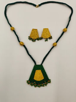 LADDKI - Green Pearl Traditional Jewellery Set (17)