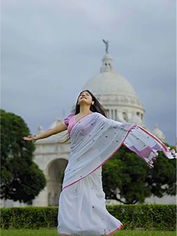 Aparna - White Mul Cotton Saree Without Blouse For Women