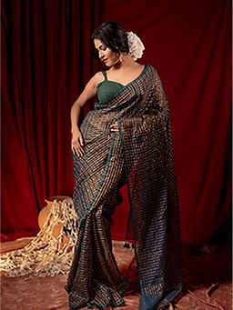 Aparna - Brown Colour Cotton Zari Checked Saree Without Blouse For Women