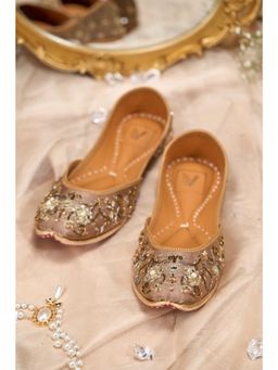 House of Vian - Dilruba Juttis - Brown