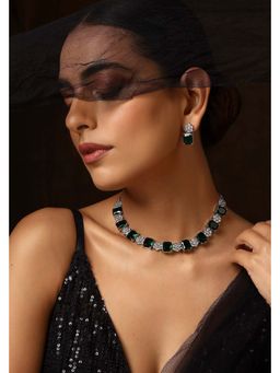 SWABHIMANN - Elvy Emerald Single Line Necklace with Earrings