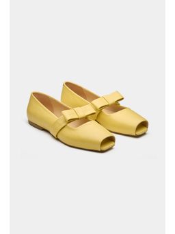Oroh - Women Yellow Maidstone Sandals