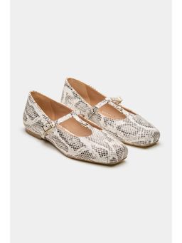 Oroh - Women Multi-Color Alnair Flats