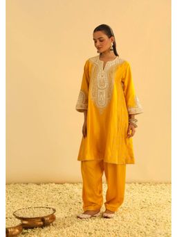 Sheetal Batra - Arisana - Heirloom Mustard Short Kalidaar Choga With Salwar And Heavy Dupatta