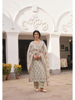 Karaj Jaipur - Aqua Chanderi Embroidered Kurta with Pant and Dupatta