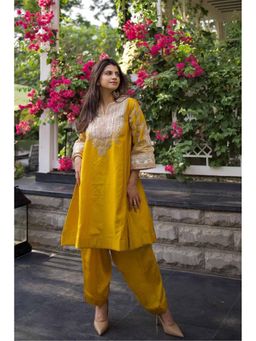 Sheetal Batra - Mohsina - Glaze Mustard Short Kalidaar Choga With Salwar