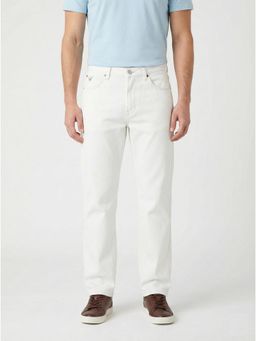 Wrangler - Men White Redding Relaxed Straight Fit Jeans