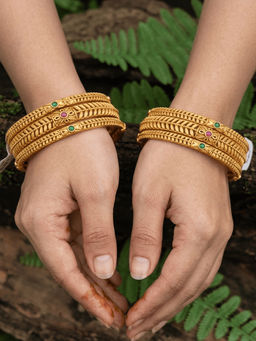 GRIIHAM - Gold Plated Classic Floral design 6 bangles (Pack of 6)