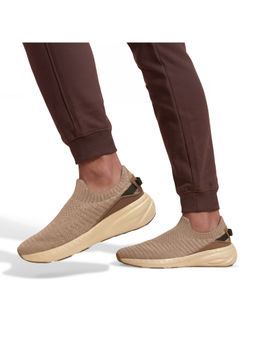 Neeman's - Begin Walk Trek Slip On Sneakers For Unisex