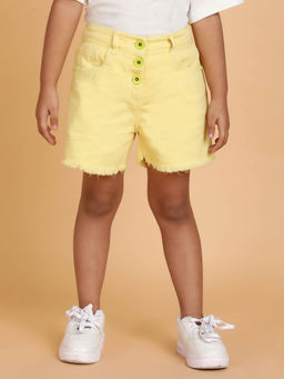 Tales & Stories - Girls Yellow Washed Cotton Regular Fit Shorts With 5 Pockets