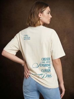 JUNEBERRY - Women Sunshine Swanwhite Oversized Graphic Printed T-Shirt