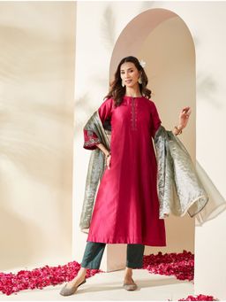 Mushio - Womens Pink Kurta with Pant and Dupatta