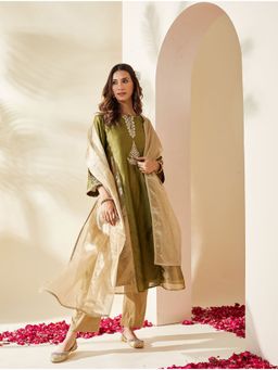 Mushio - Womens Green Kurta with Pant and Dupatta