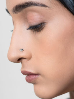 Shaya by CaratLane - 925 Silver Shaya by CaratLane Antique Aitas Retirement Nose Pin in