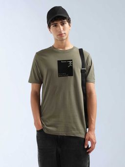 Flying Machine - Men Green Cotton Regular Fit T-Shirt