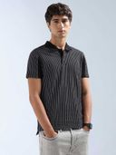 Black color option, Currently selected