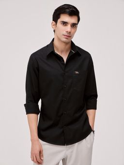 Andamen - Men Black Regular Fit Pure Cotton Solid Shirt