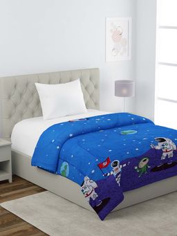 HOSTA HOMES - Multi Cartoon Characters Heavy Winter 210 Gsm Single Bed Comforter