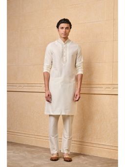 TASVA - Men Ivory Viscose Blend Embroidered Kurta with Pyjama