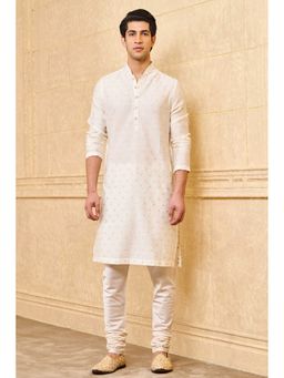 TASVA - Men Ivory Viscose Blend Geometric Kurta with Churidar