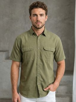KUONS AVENUE - Men Olive Corduroy Solid Shirt