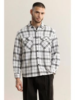 Snitch - Men White Checks Cotton Casual Shirt