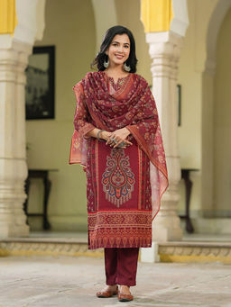 Rain & Rainbow - Women Maroon Floral Printed Kurta with Pant and Dupatta