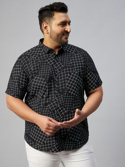 SHOWOFFFF - Men Comfort Fit Cotton Black Checks Shirt