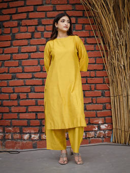 Ethnic Elements - Yellow Cotton Silk Kurta With Pant