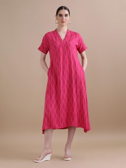 Black & Blah Blah - Pink V-Neck Printed Midi Dress