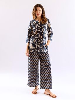 FEATHERS CLOSET - Navy Blue Petal Hush Print Pure Cotton Co-Ord (Set of 2)