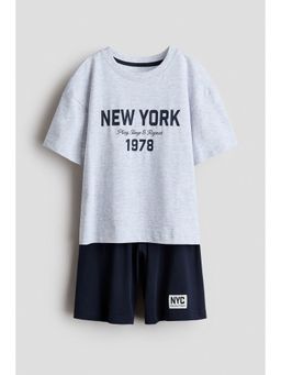 H&M - Boys Grey Pyjama T-Shirt & Shorts