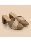 Beige color option, Currently selected