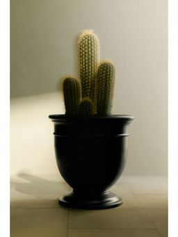H&M - Black Large Metal Plant Pot