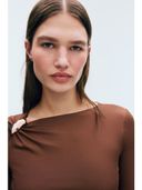 Brown color option