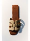 Beige color option, Currently selected