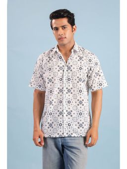 RATAN JAIPUR - Men Blue Cotton Geometric Shirt