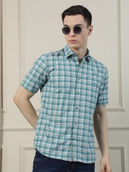 CRIMSOUNE CLUB - Men Green Checked Pure Cotton Shirt