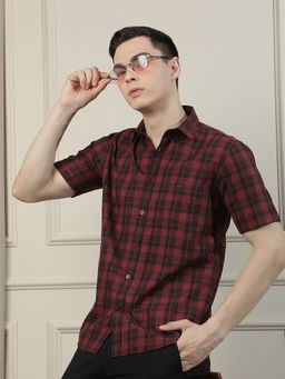 CRIMSOUNE CLUB - Men Maroon Checked Pure Cotton Shirt