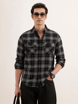 WROGN - Men Textured Regular Fit Double Pocket Black Shirt